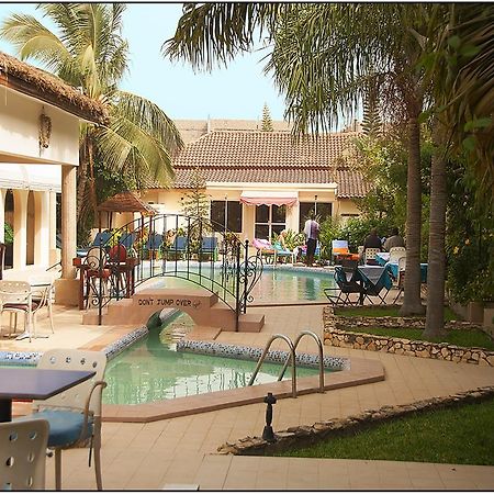 Seaview Gardens Hotel Kololi Exterior photo