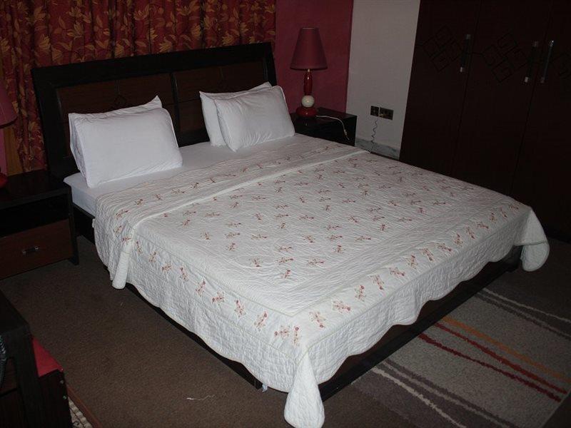 Seaview Gardens Hotel Kololi Exterior photo