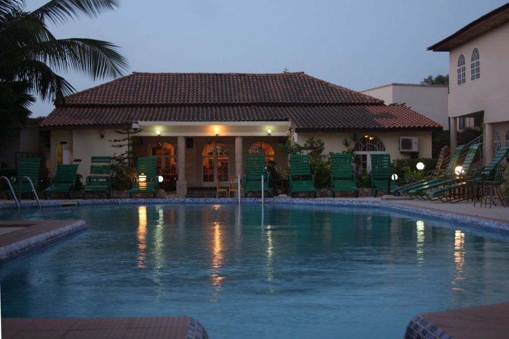 Seaview Gardens Hotel Kololi Exterior photo